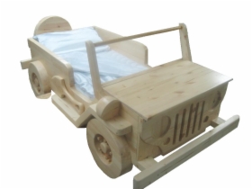 Łóżeczko drewniane samochód - replika Jeepa